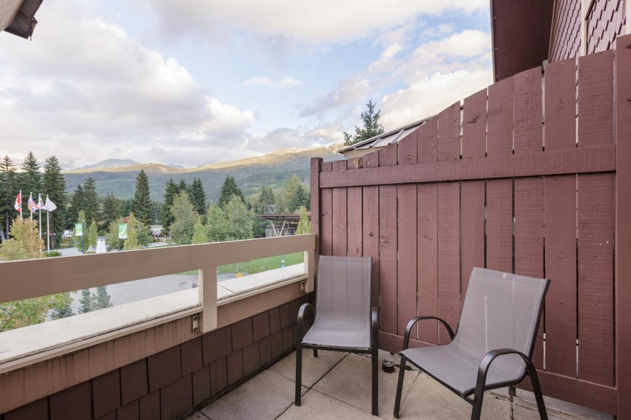 Tyndall Stone Lodge By Cozystay Signature Whistler Exterior foto